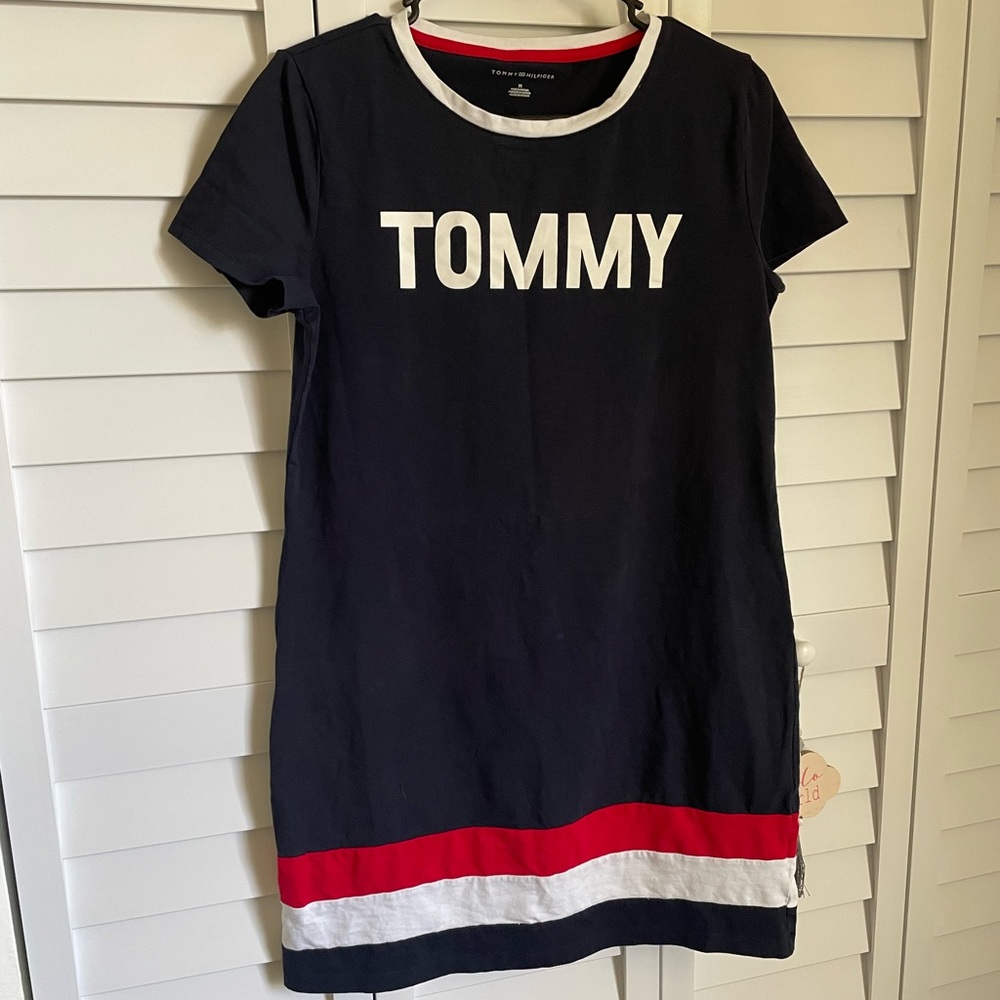Beautiful Tommy Hilfiger navy blue,red and white dress 👗 size M